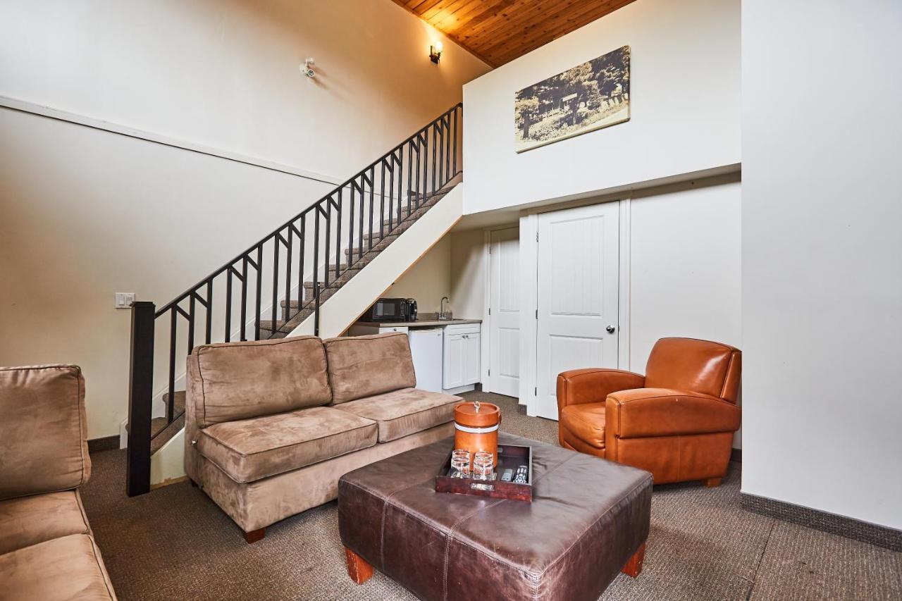 3 Pines Lodge Muskoka Huntsville Rom bilde